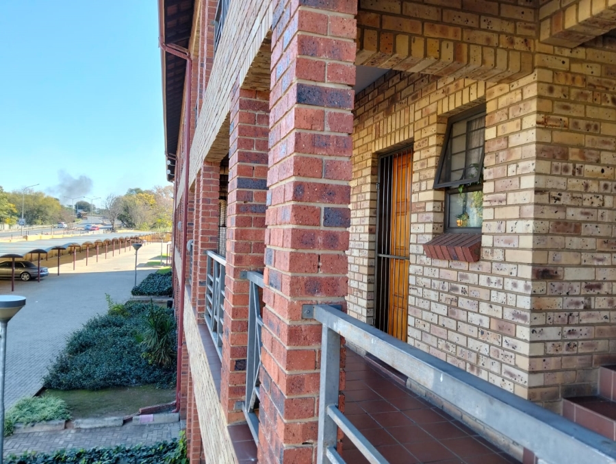 1 Bedroom Property for Sale in Potchefstroom North West